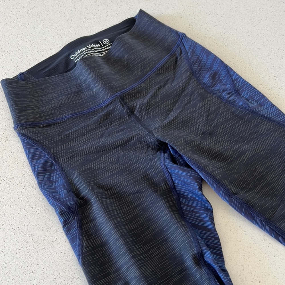 Outdoor voices XS leggings